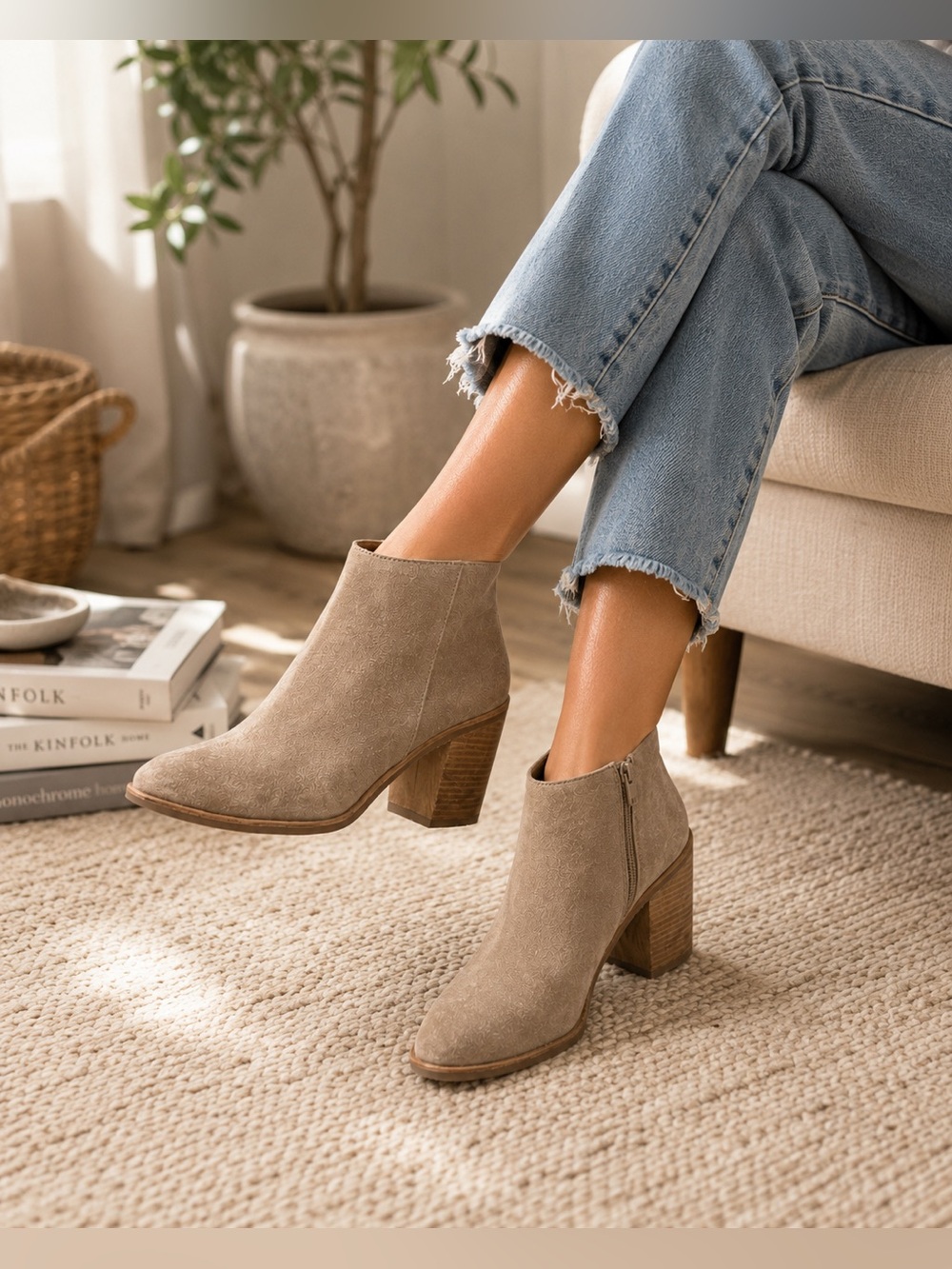 Jeffrey Campbell Karey 2 Taupe Suede Ankle Booties Women’s Size 10 Heel Zip